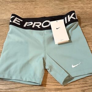 Girls Nike Pro Dri fit 3" Shorts. NWT